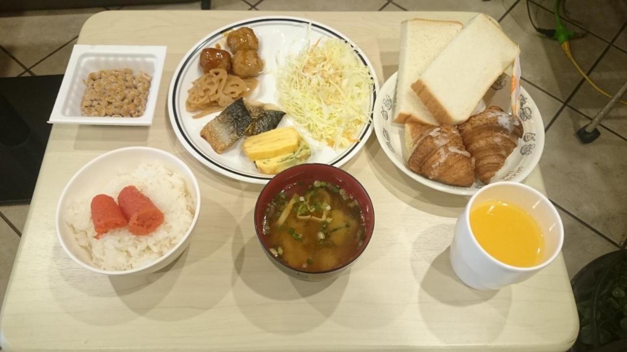 Amenity Hotel In Hakata Fukuoka  Bagian luar foto